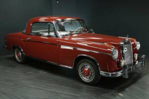 Imagen 7/50 de Mercedes-Benz 220 S (1957)