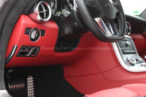 Imagen 25/36 de Mercedes-Benz SLS AMG Roadster (2012)