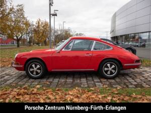 Image 2/31 of Porsche 911 2.0 (1967)