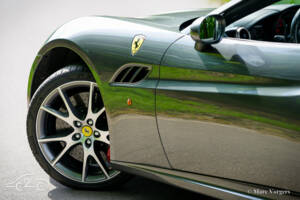 Image 66/85 of Ferrari California (2010)