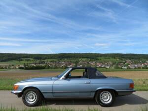 Bild 4/25 von Mercedes-Benz 380 SL (1985)