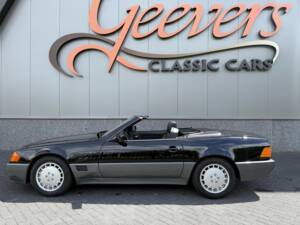 Image 2/50 de Mercedes-Benz 300 SL (1990)
