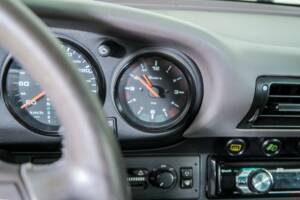 Bild 23/50 von Porsche 911 Carrera 2 (1991)