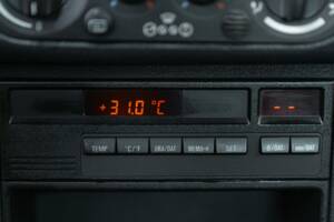 Bild 37/50 von BMW 318is "Class II" (1994)