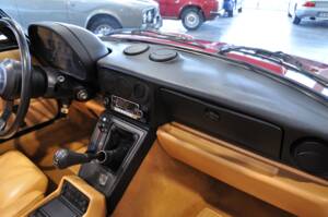 Imagen 23/30 de Alfa Romeo 1.6 Spider (1992)