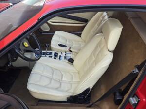 Image 63/95 of Ferrari 308 GTBi Quattrovalvole (1984)