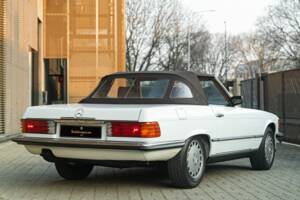 Image 8/50 de Mercedes-Benz 300 SL (1986)