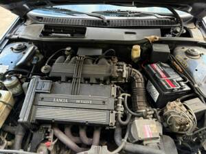 Image 19/20 of Lancia Thema Station Wagon 16V (1992)