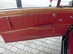 Bild 5/15 von Mercedes-Benz 220 S (1957)