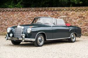Bild 44/50 von Mercedes-Benz 220 SE Cabriolet (1960)