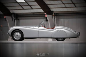 Image 2/29 de Jaguar XK 120 OTS (1950)