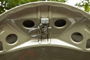 Image 42/52 of Volkswagen Beetle 1200 Export "Dickholmer" (1957)