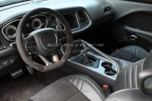 Image 16/40 of Dodge Challenger SRT Demon (2018)