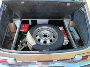 Image 30/73 of Volvo 1800 ES (1972)