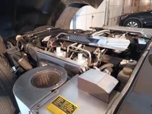 Imagen 10/15 de Jaguar E-Type V12 (1973)