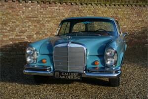 Bild 50/50 von Mercedes-Benz 250 SE (1967)