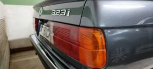 Image 66/100 of BMW 323i (1984)