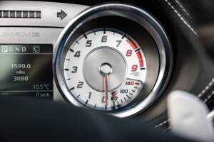 Image 18/40 of Mercedes-Benz SLS AMG Roadster (2011)