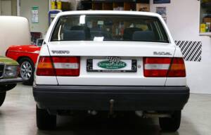 Image 5/34 of Volvo 940 2.3i (1991)