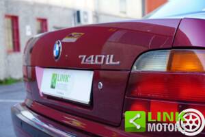 Image 8/10 of BMW 740iL (1994)