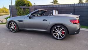 Image 2/18 of Mercedes-Benz SLC 43 AMG (2018)