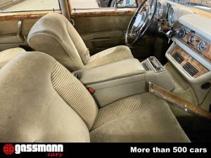 Image 6/15 of Mercedes-Benz 600 (1970)
