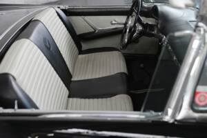Immagine 50/50 di Ford Thunderbird (1957)