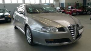 Image 22/39 of Alfa Romeo GT 1.8 Twin-Spark (2007)