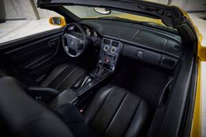 Image 59/100 de Mercedes-Benz SLK 230 Kompressor (1999)