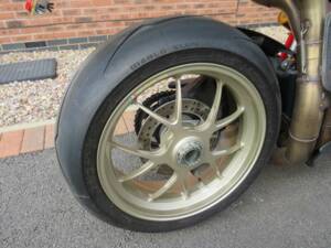 Bild 36/46 von Ducati 1098 R (2008)