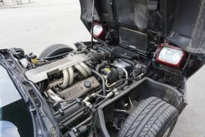 Afbeelding 40/45 van Chevrolet Corvette Convertible (1988)