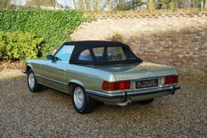 Imagen 2/50 de Mercedes-Benz 450 SL (1973)