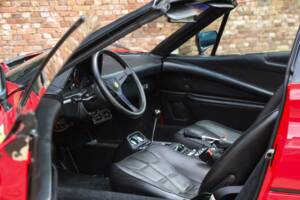 Image 15/50 de Ferrari 308 GTSi (1981)