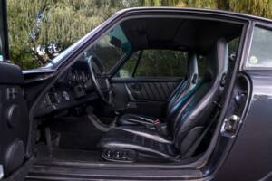 Bild 28/41 von Porsche 911 Carrera 2 (1990)