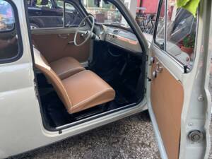 Image 16/25 of FIAT 500 F (1967)
