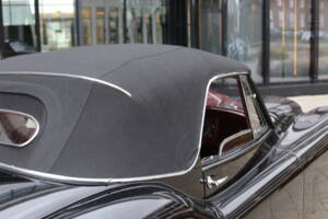 Image 11/40 de Jaguar XK 120 DHC (1953)