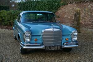 Bild 33/50 von Mercedes-Benz 250 SE (1967)
