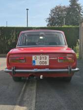 Image 3/50 of Alfa Romeo 2000 Berlina (1973)