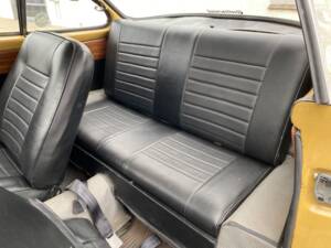 Image 21/34 of Volkswagen Karmann Ghia 1600 (1970)