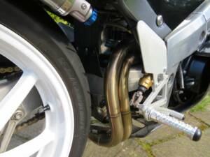 Afbeelding 24/41 van Honda VFR 400R (1992)