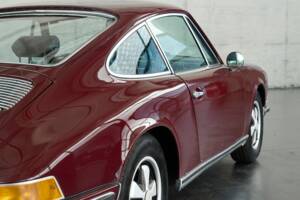Afbeelding 28/50 van Porsche 911 2.2 T (1970)