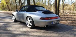 Image 14/116 of Porsche 911 Carrera (1997)
