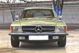 Image 2/67 de Mercedes-Benz 450 SLC 5,0 (1978)