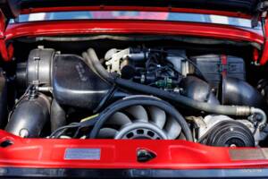 Afbeelding 29/33 van Porsche 911 Carrera 2 (1993)