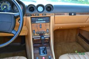 Bild 47/50 von Mercedes-Benz 560 SL (1987)
