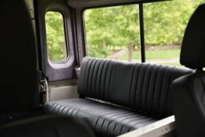 Image 79/96 of Land Rover Defender 90 (1995)