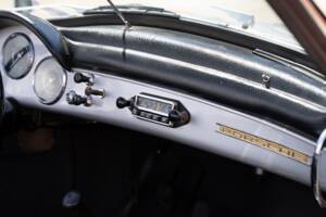 Afbeelding 19/39 van Porsche 356 B 1600 Roadster (1960)