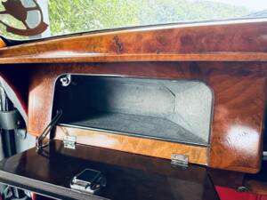 Bild 24/34 von Jaguar Mk II 2.4 (1961)