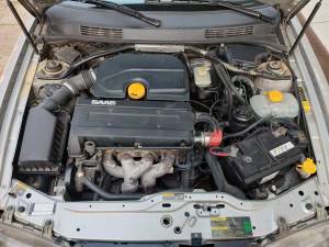 Image 23/25 of Saab 900 SE 2.0i 16V (1997)