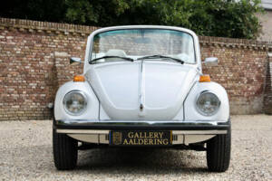 Image 36/50 of Volkswagen Käfer 1303 &quot;Champagne Edition&quot; (1977)